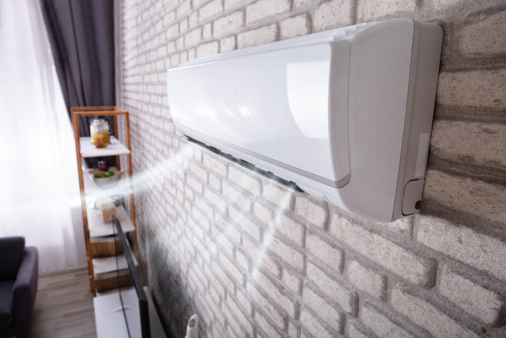 Wall Heater and AC unit